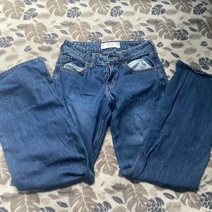 Hollister low-rise baggy jeans